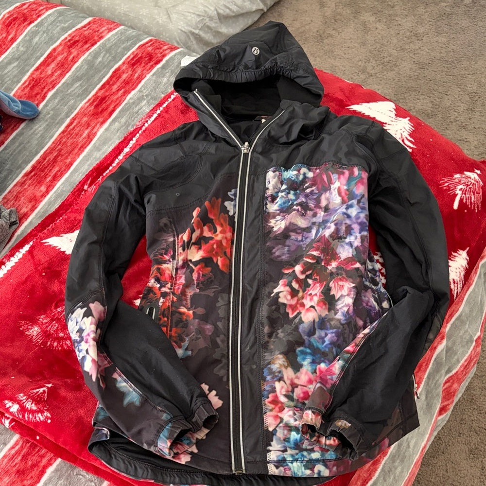 Lululemon Floral Black Hooded Wind Breaker